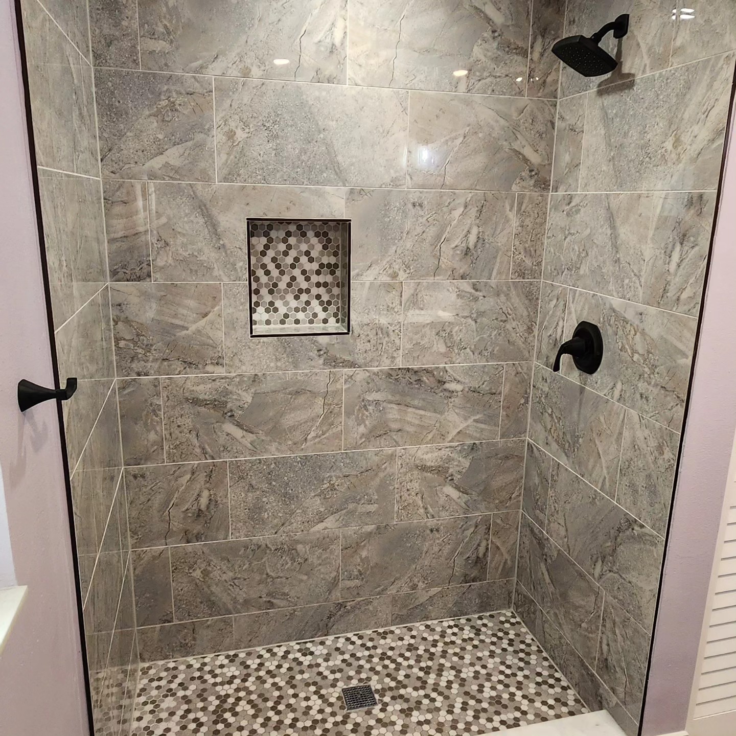 Kitchen and bathroom remodel with new tile, cabinets and paint — Tampa Bay